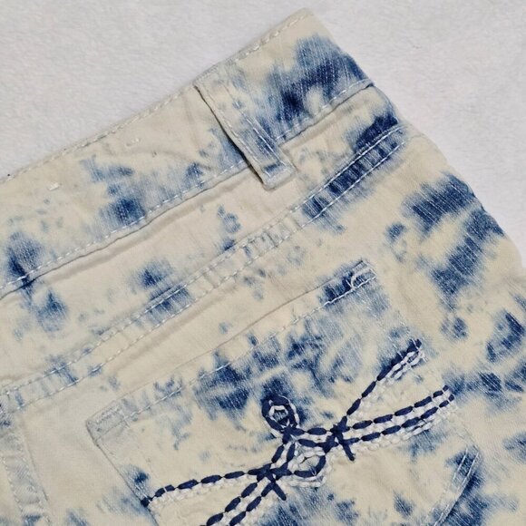Mudd Girls Tie-Dye Denim Shorts – Adjustable Waist Raw Hem Blue & White | Sz 8 - Picture 6 of 7